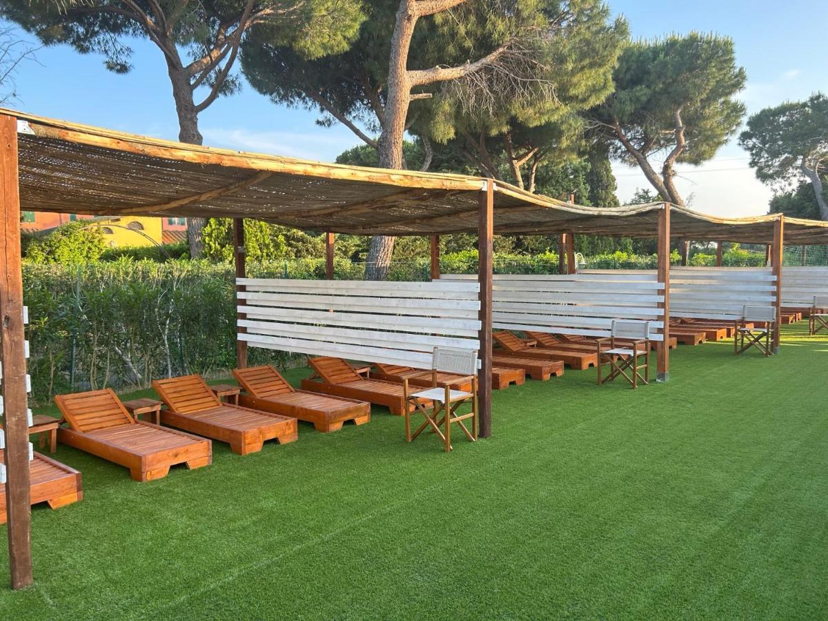 Fattoria Palazzeta - Pet & Family Friendly Aparthotel Cecina  Exterior photo
